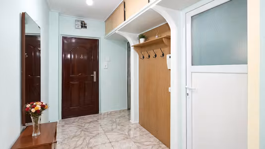 Apartament Razboieni