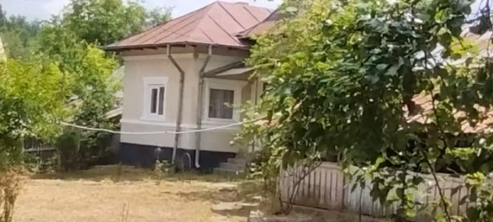 Casă de vânzare