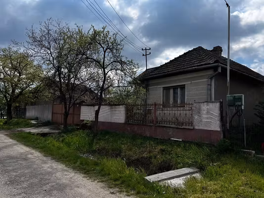Casă Sauaieu