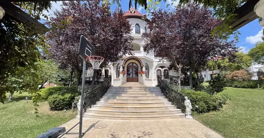 Casă Balotești