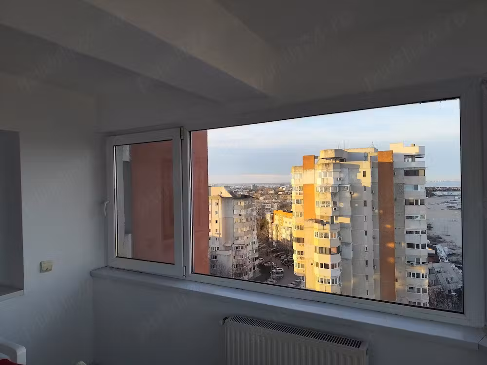 Apartament 3 camere -de închiriat