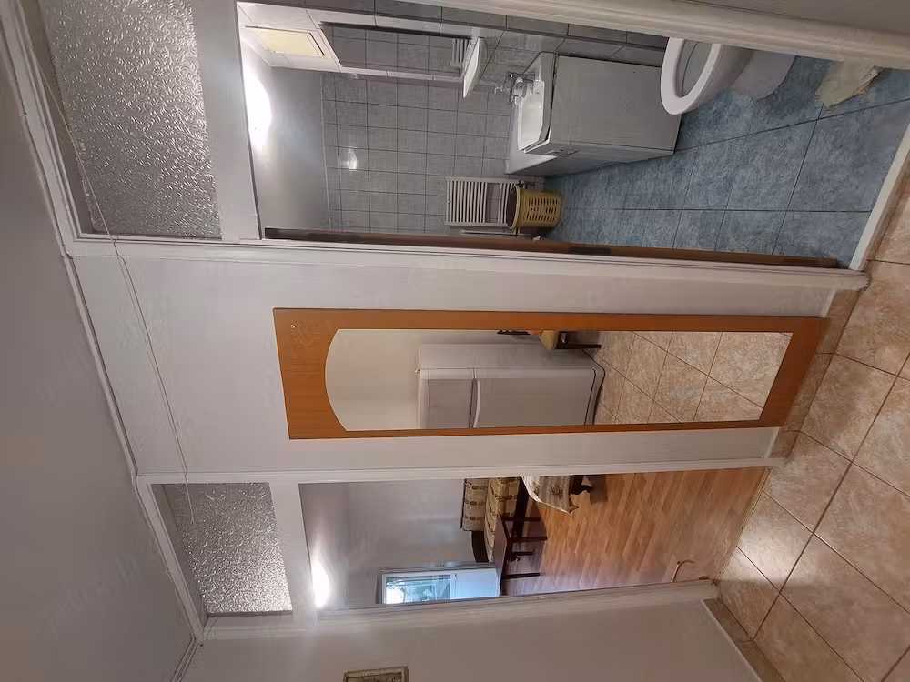 Garsonieră nou renovata