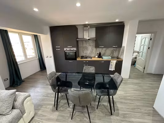 Apartament Roman