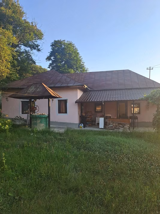 Casă Mioveni