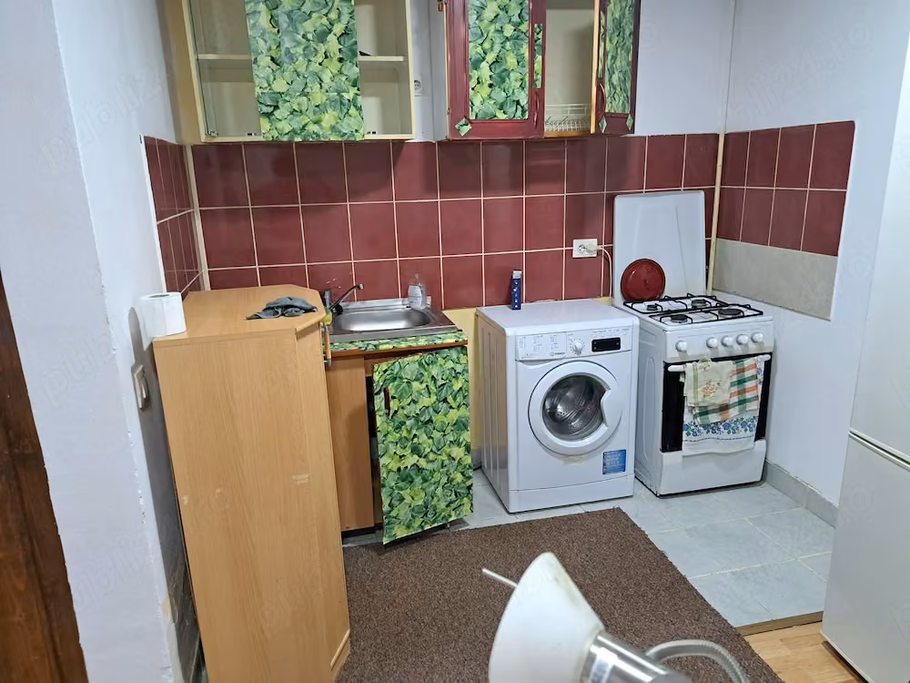 Închiriez apartament cu o cameră