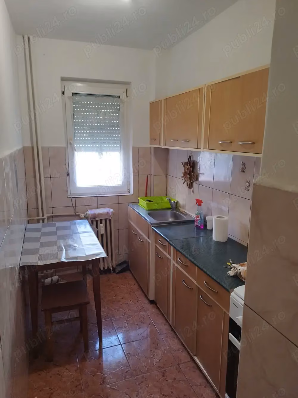 Inchiriez apartament cu 2 camere , in Arad  zona Vlaicu Brio