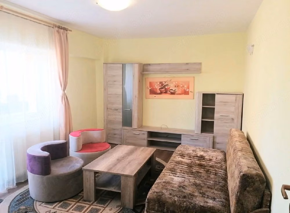 Apartament 2 camere de închiriat, Racadau, loc de parcare inclus!