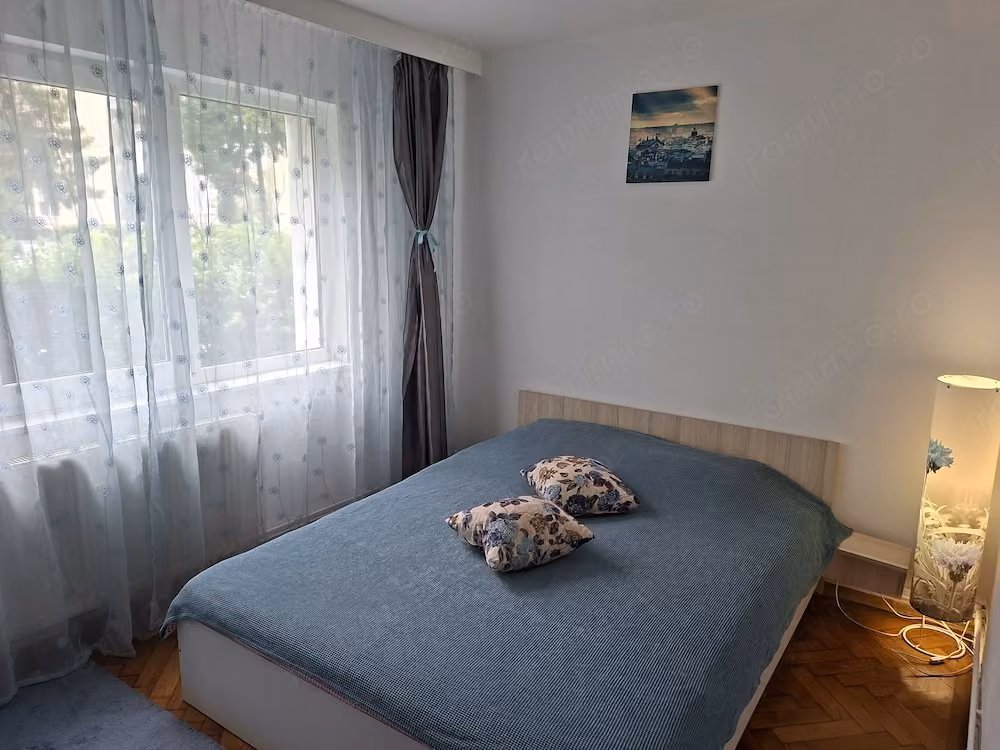 Vand apartament 2 camere