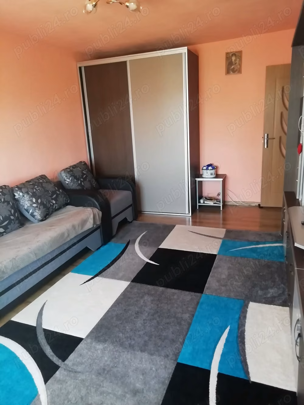 Închiriez apartament 2 camere