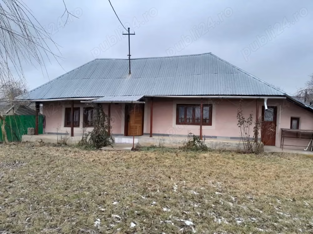 Casă · 2 camere · 45 m², Piatra Neamt, Buhuși