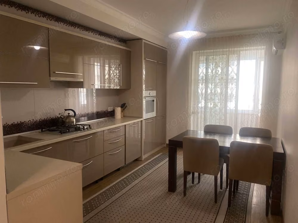 Va propunem spre inchiriere un apartament cu 2 camere situat in zona 13 Septembrie.