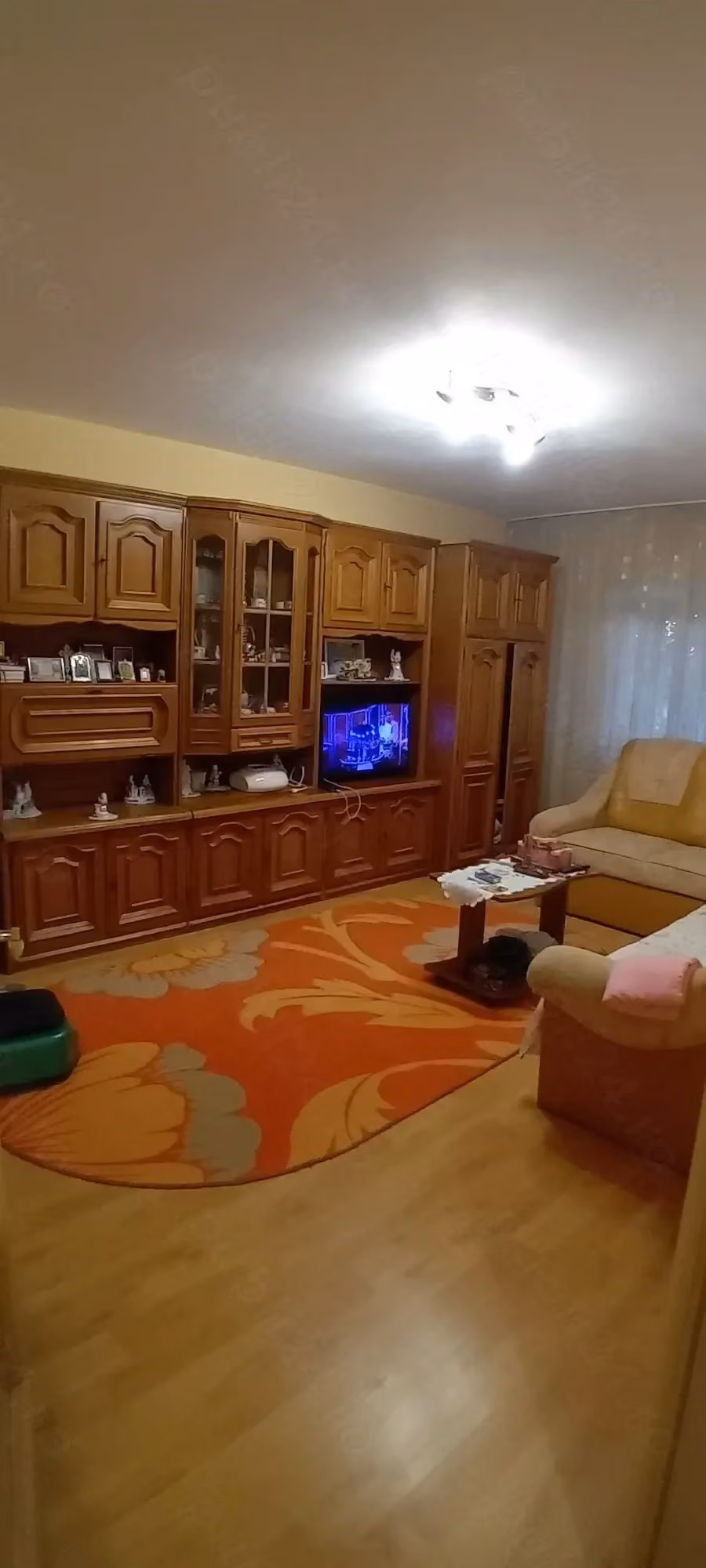2 Camere decomandat Girocului etaj 3