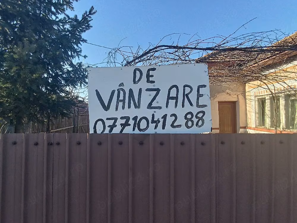 Casa de vânzare