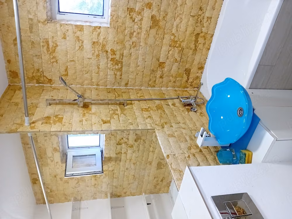 Apartament cu 3 camere decomandante, Stadion