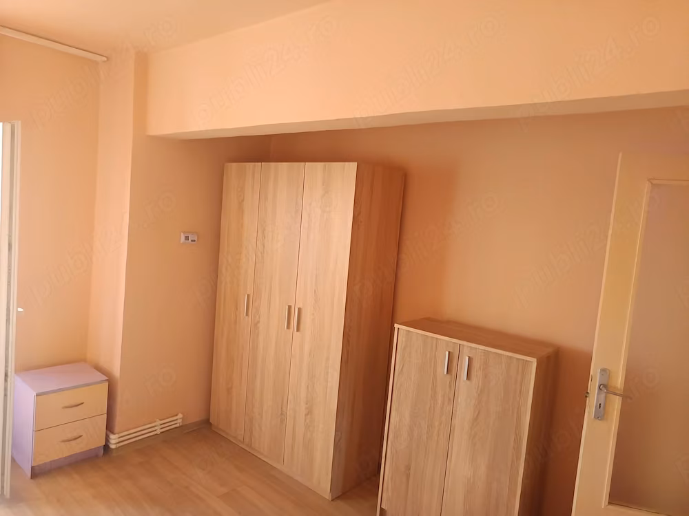 Proprietar, închiriez Ap. 1 camera (Ulpia)
