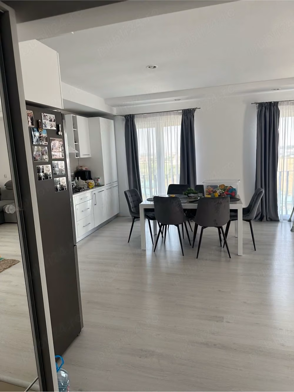 Vand apartament 3 camere Cosmopolis