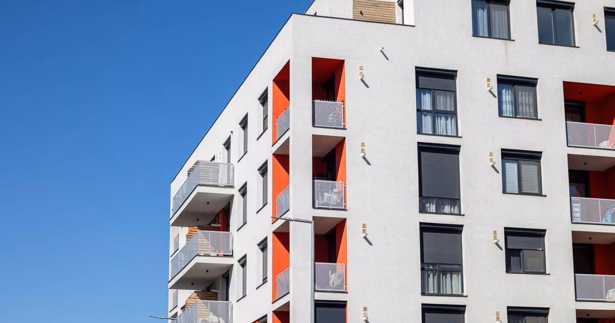 Apartament de vânzare cu 2 camere, mobilat în zona P-ța Gării, Arad