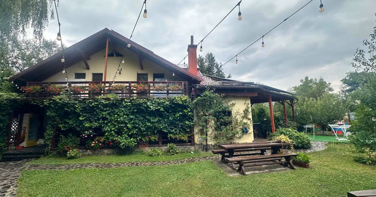 Spațiu comercial de vânzare 450 mp în Albești