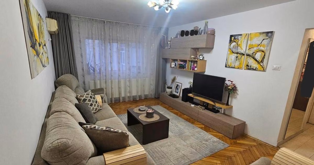 Apartament de vânzare cu 4 camere, mobilat în zona Dacia, Constanța