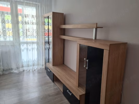 Apartament Rahova, Teius