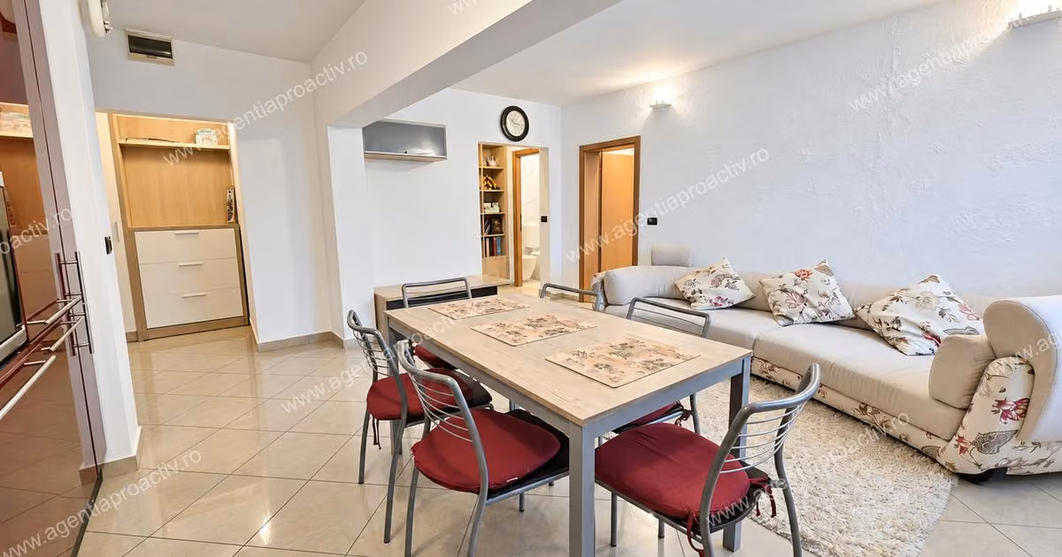 Apartament de vânzare cu 3 camere Galați