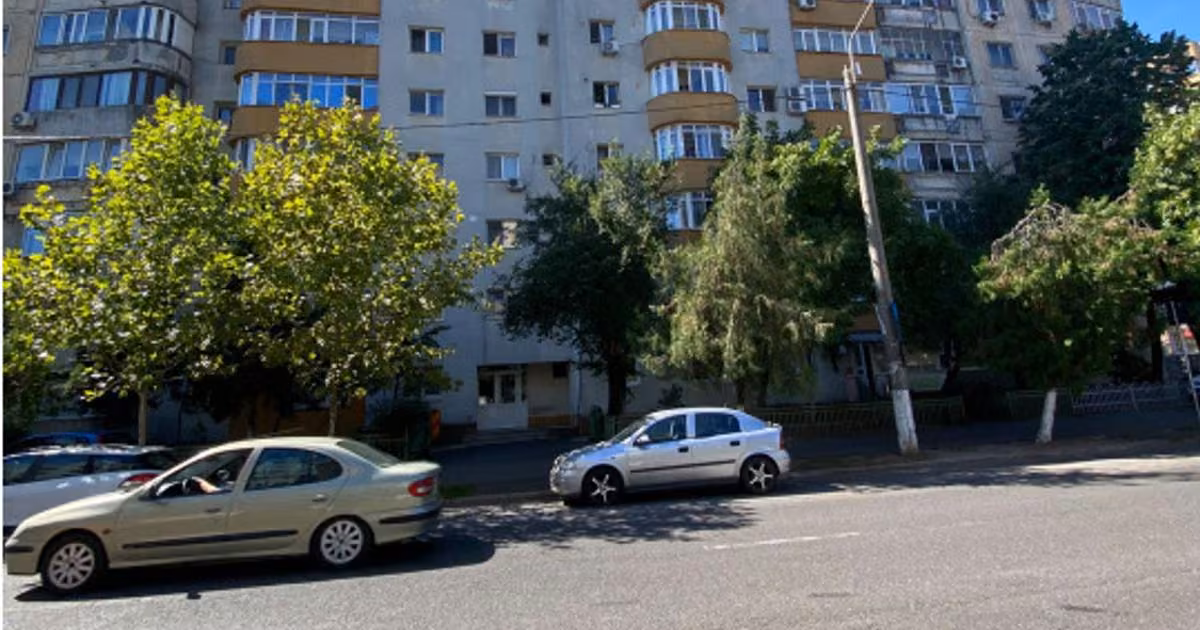 Apartament de vânzare cu 4 camere, mobilat în zona Sebastian, Sector 5