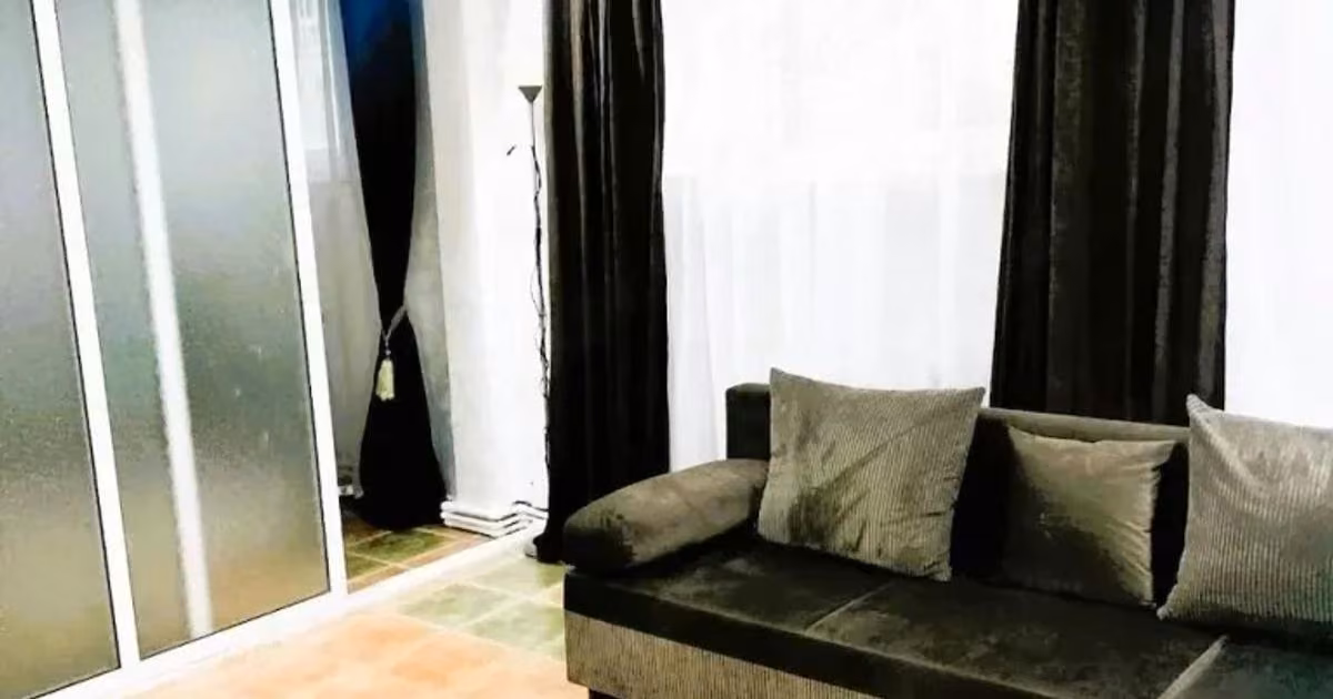 Apartament de vânzare cu 2 camere, mobilat în zona Cazino, Constanța