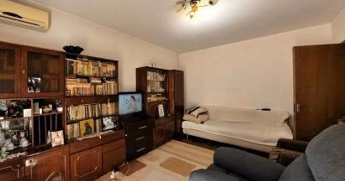 Apartament de vânzare cu 3 camere în zona Drumul Taberei, Sector 6