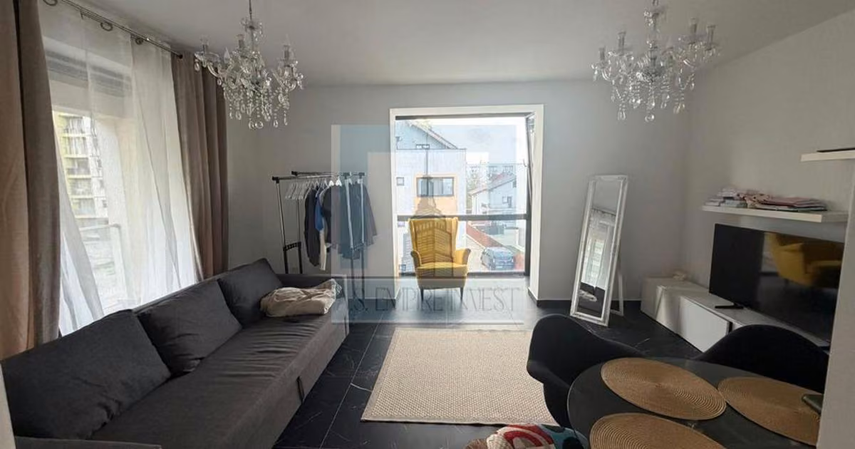 Apartament de vânzare cu 2 camere, mobilat în zona Tractorul, Brașov