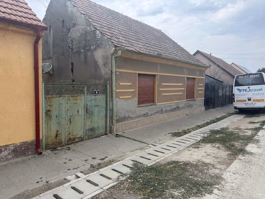 Casă Deta