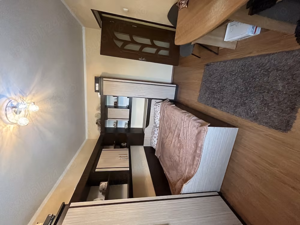Vând apartament Strada Brâncoveanu