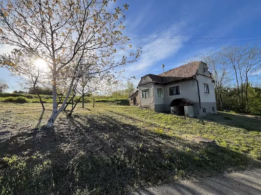 Casă Berghin