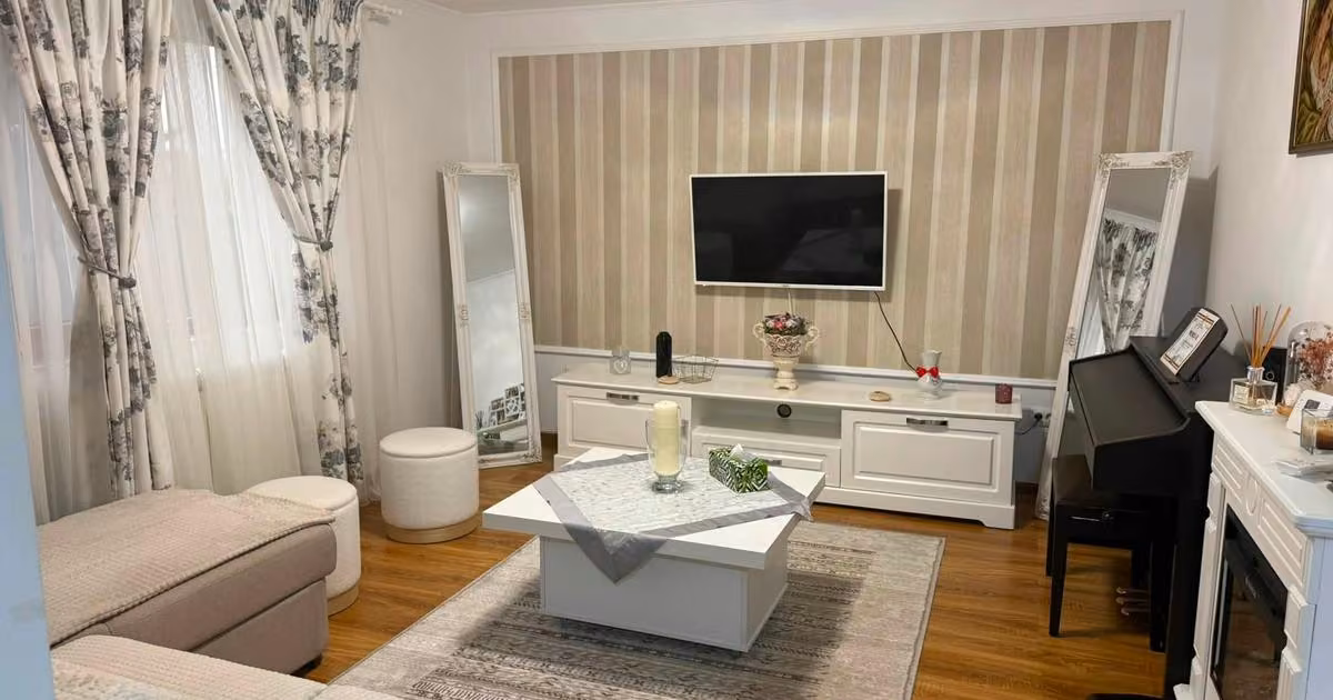 Casă individuală de vânzare cu 4 camere în zona Central, Botoșani