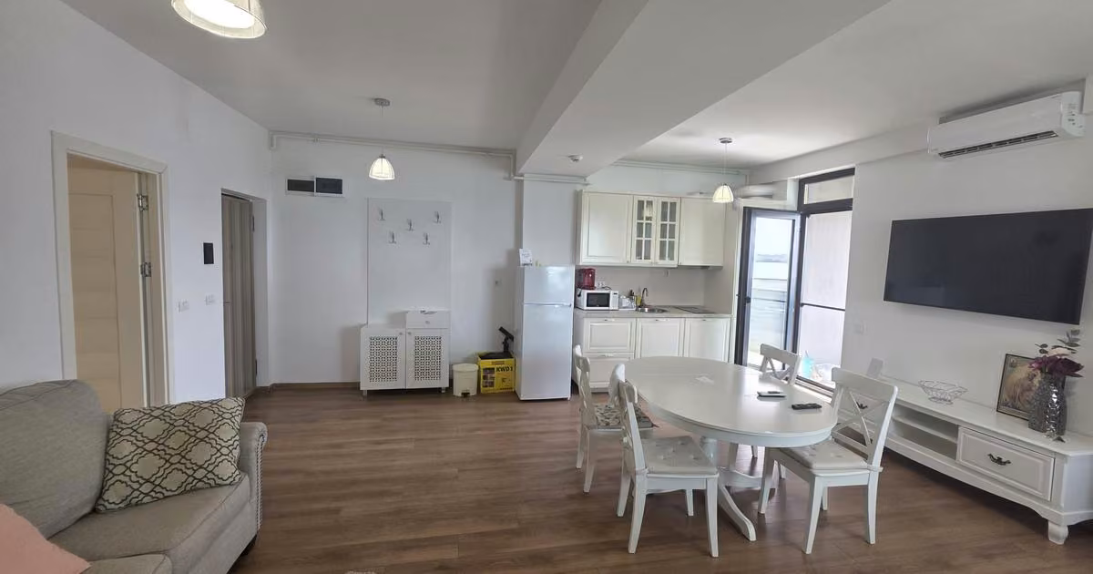 Apartament de vânzare cu 2 camere în Mamaia