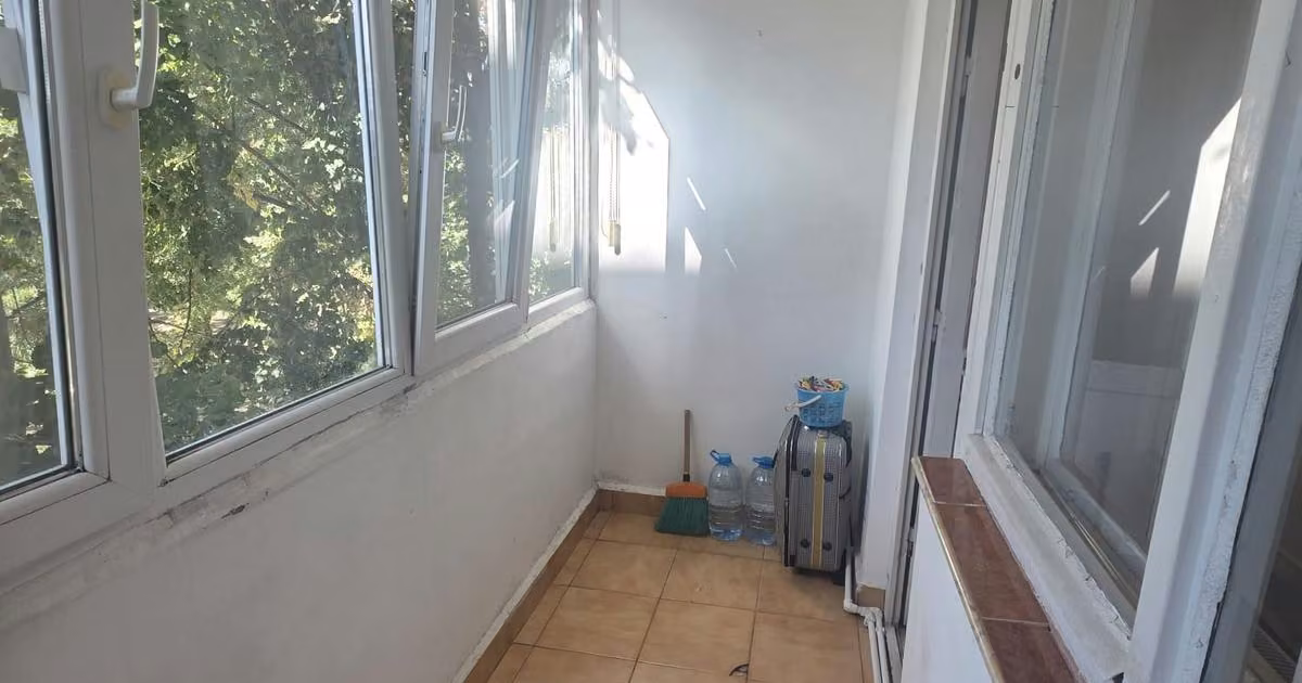 Apartament de vânzare cu 2 camere în zona Tomis Nord, Constanța
