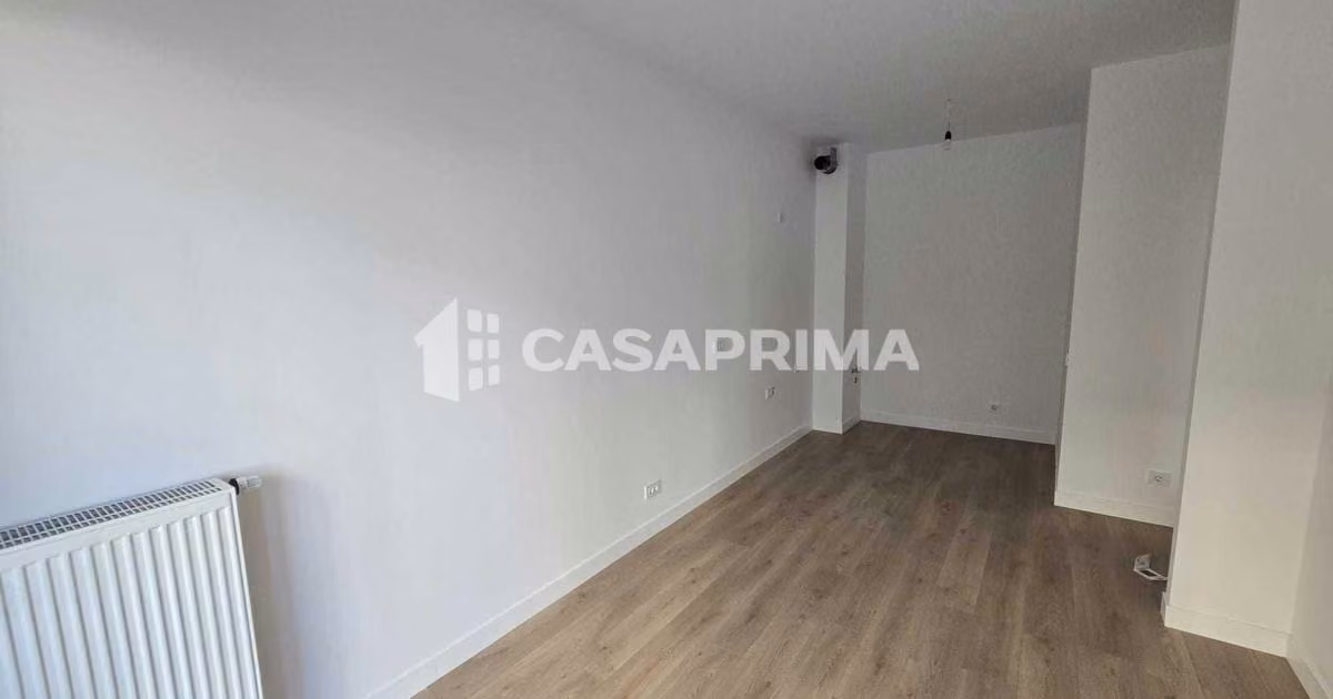 Apartament de vânzare cu 2 camere în zona Podu Roș, Iași