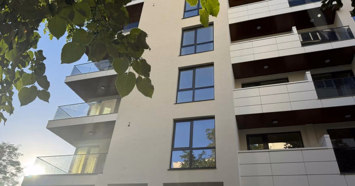 Apartament de vânzare cu 3 camere în zona Eminescu, Sector 2