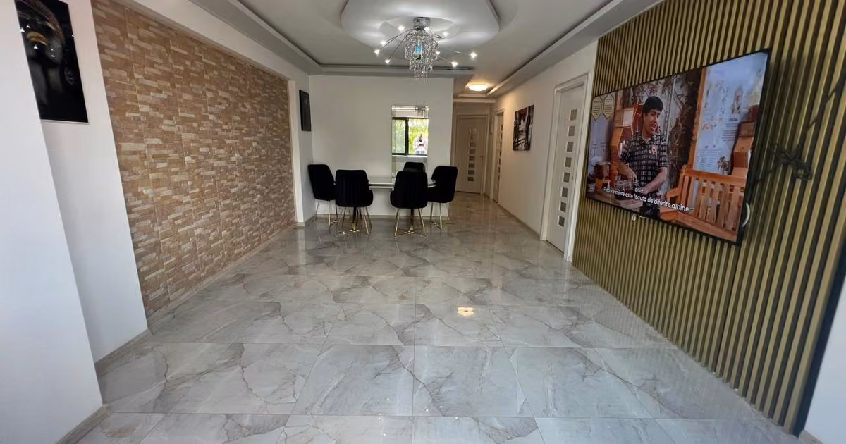 Apartament de vânzare cu 3 camere, mobilat în zona Bucureștii Noi, Sector 1