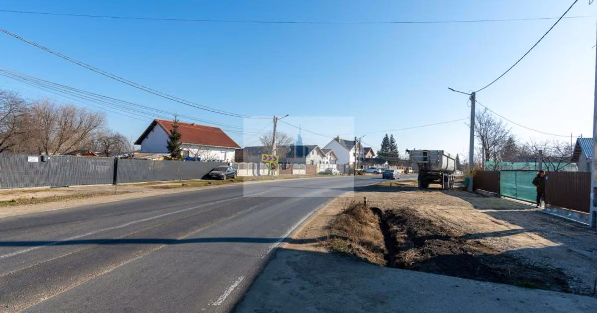 Casă de vânzare cu 6 camere în Tărtășești