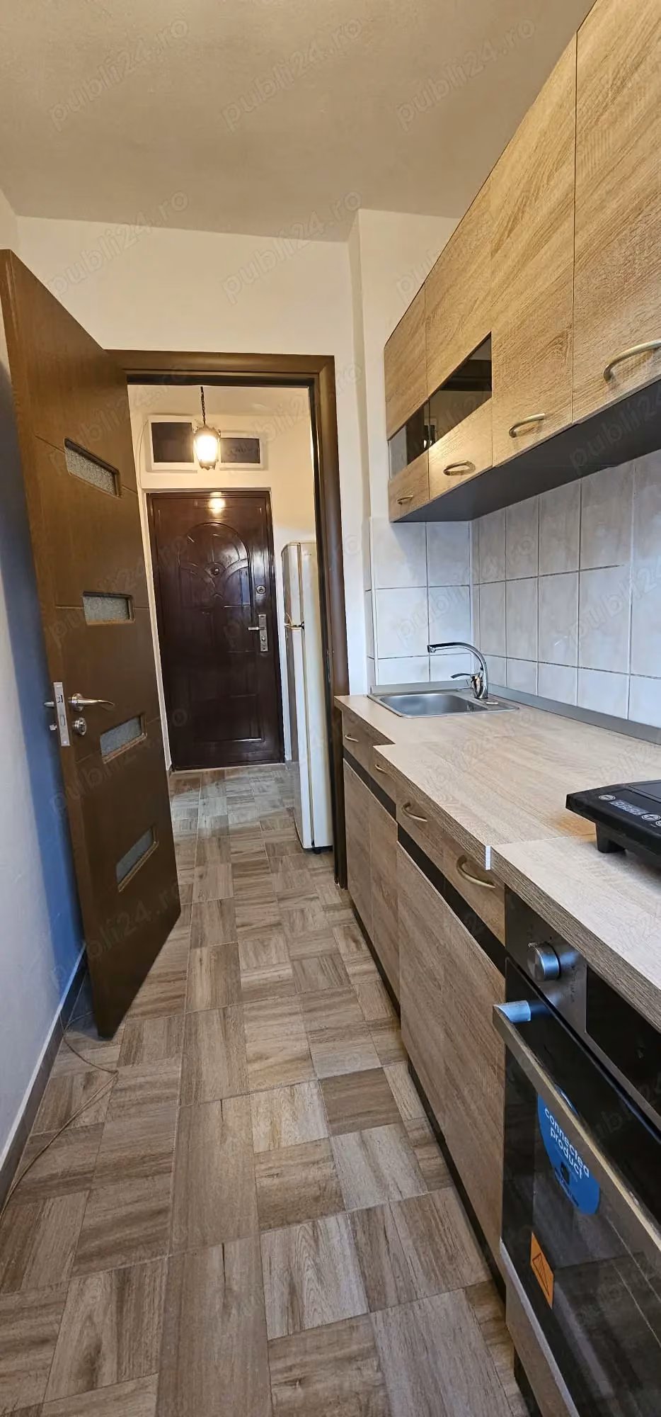 Inchiriez apartament 2 camere