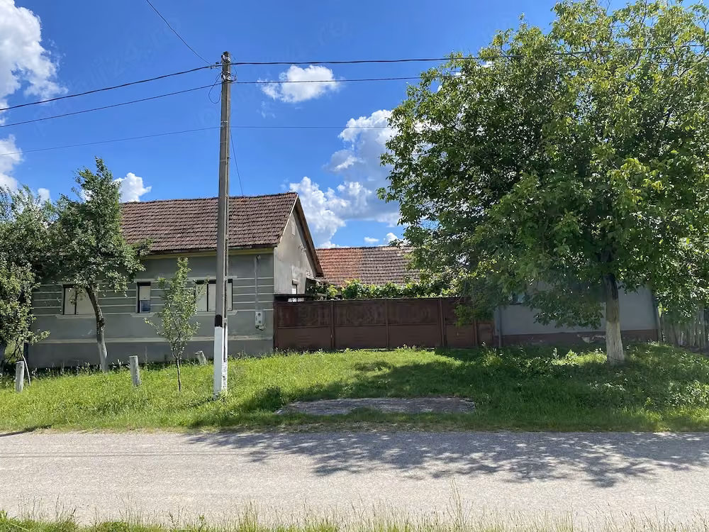 Casă · 4 camere · 29 m², Rurală, Sebiș