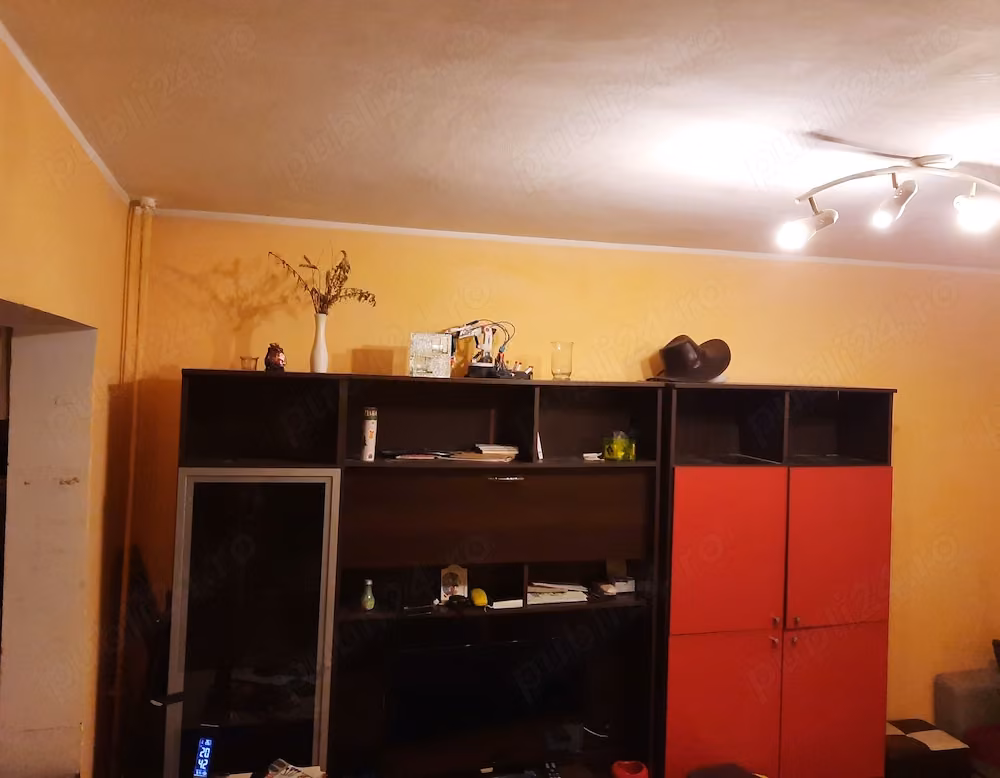 Proprietar inchiriez garsoniera apartament 1 camera semidecomandat