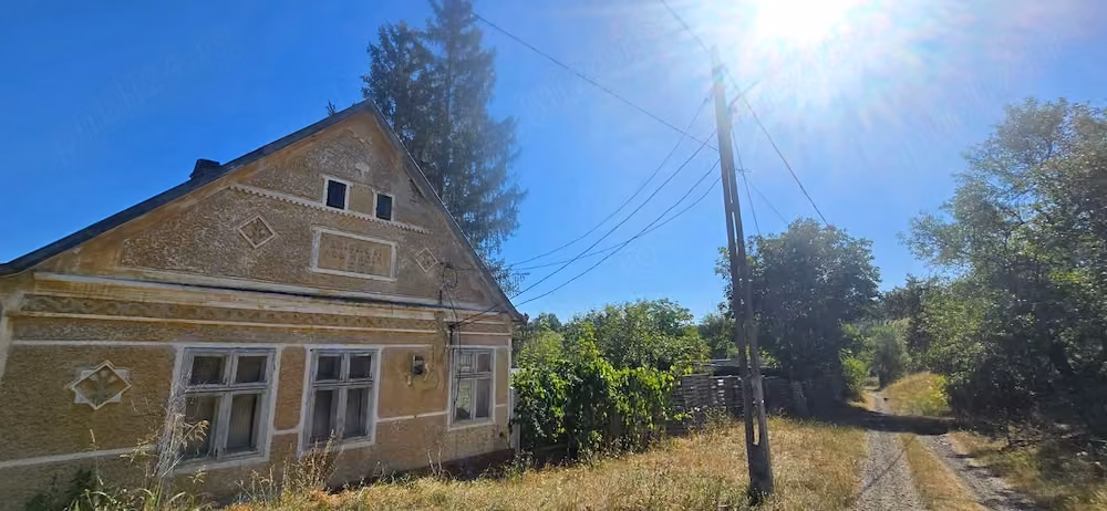 Casă · 4 camere · 90 m², Poalele Dealului, Recaș