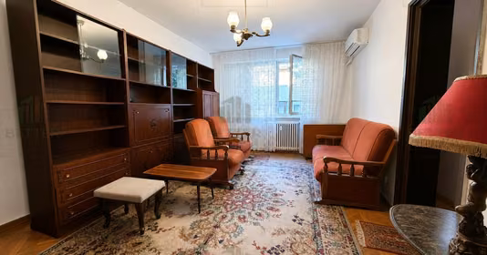 Apartament Titan