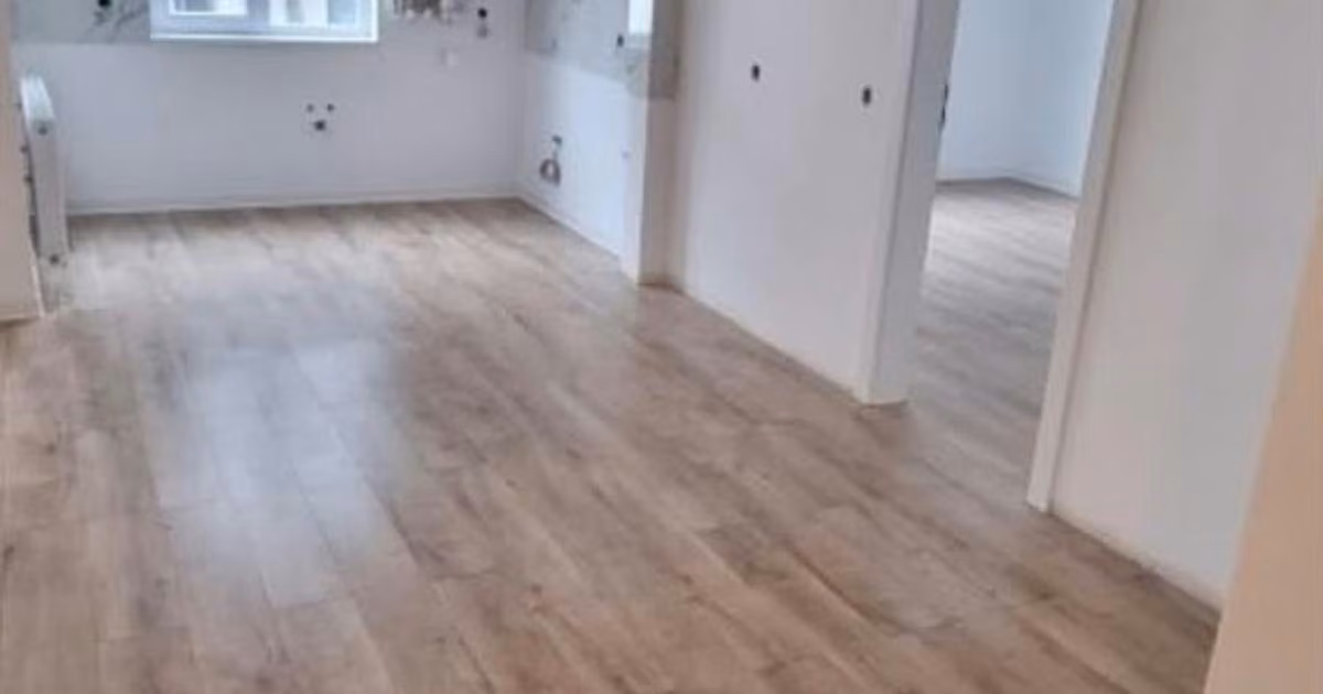 Apartament de vânzare cu 3 camere, mobilat în Florești
