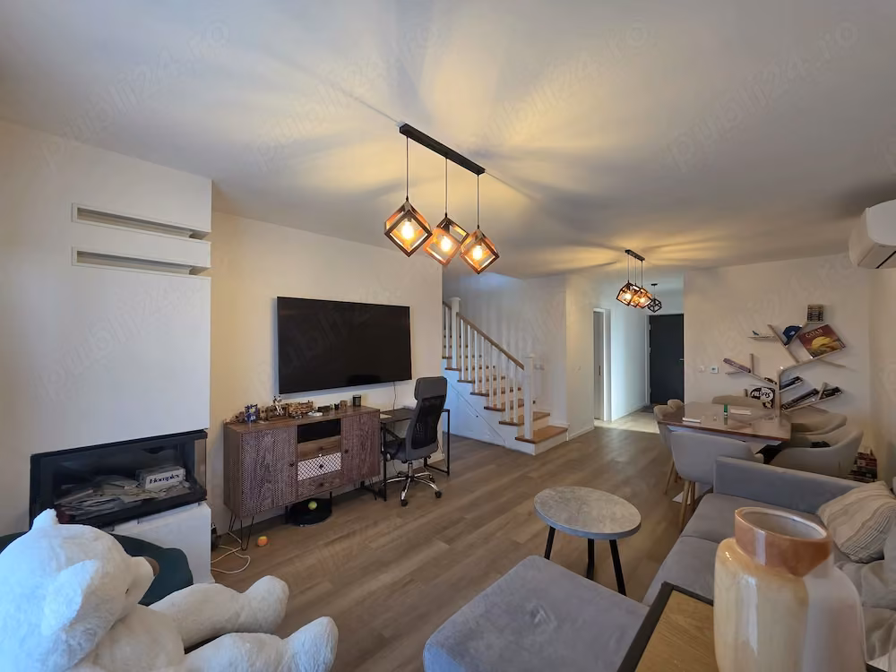 Casă · 4 camere · 180 m², Albesti, Craiova