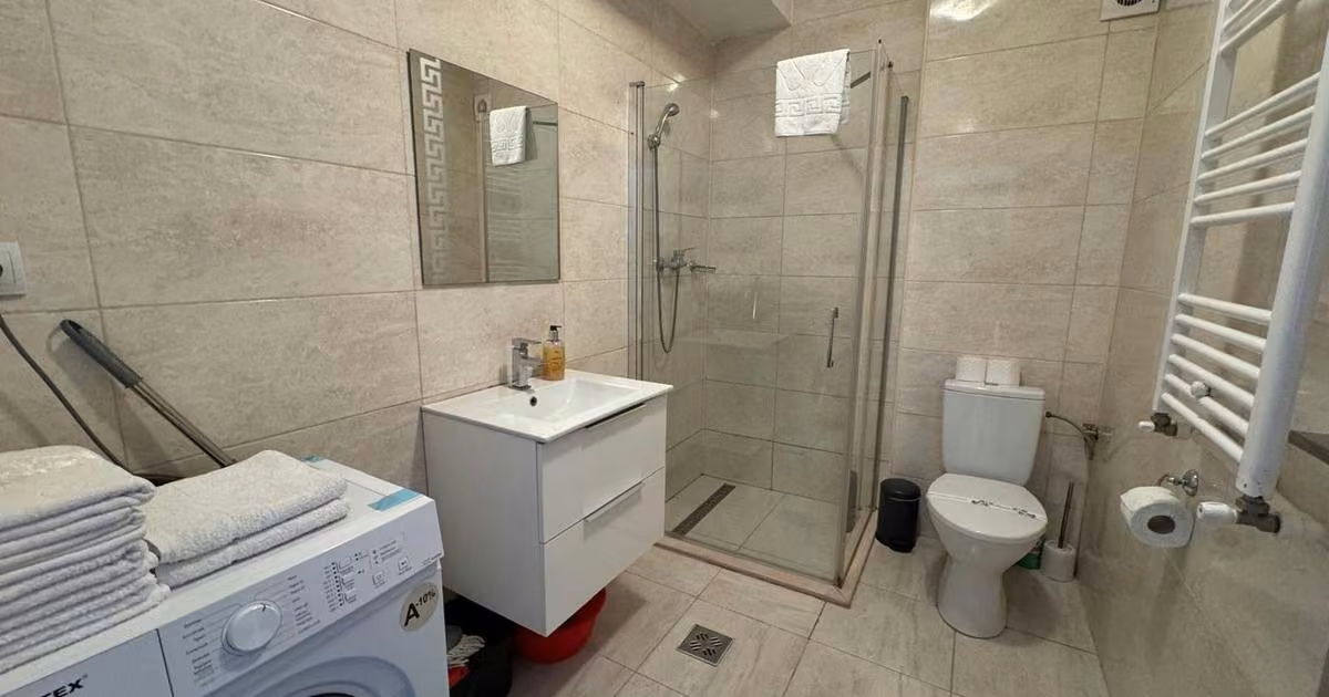 Apartament de vânzare cu 2 camere, mobilat în Mamaia