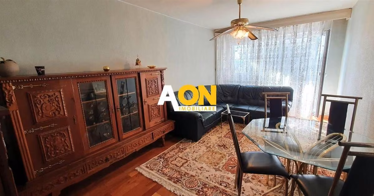 Apartament de vânzare cu 4 camere, mobilat în zona Cetate, Alba Iulia