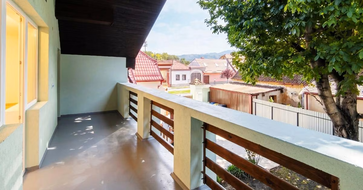 Casă individuală de vânzare cu 6 camere în Ghimbav
