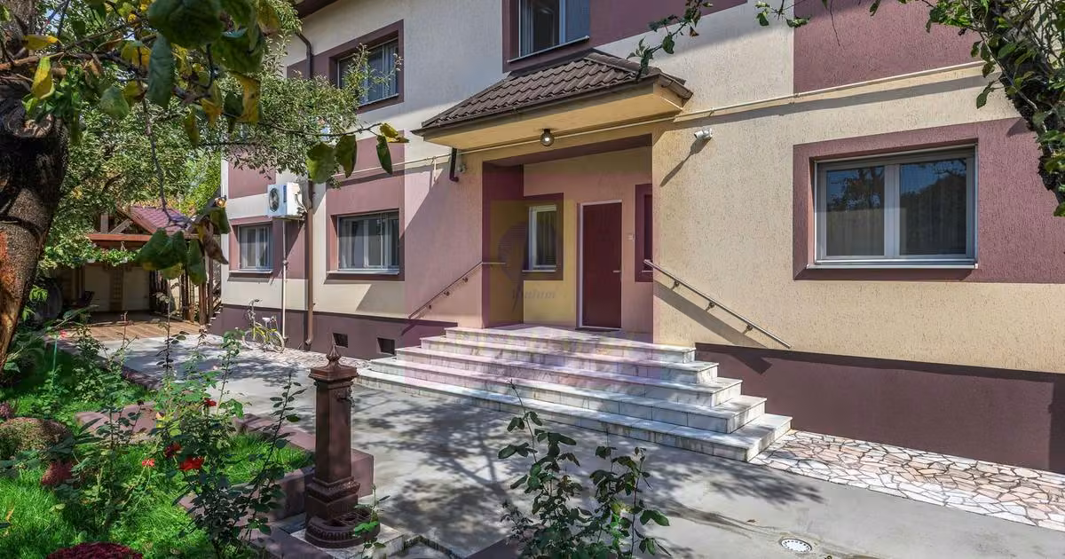 Casă individuală de vânzare cu 8 camere, mobilată în zona Parcul Circului, Sector 2